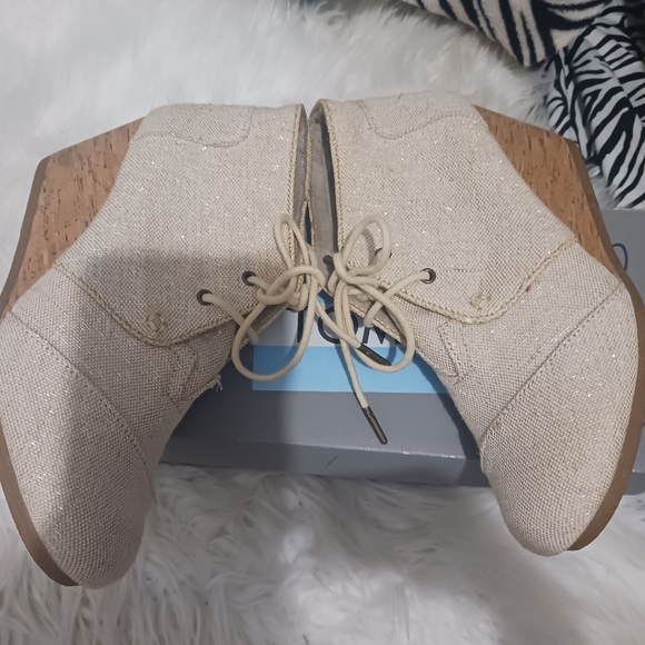 Toms women desert lace up ankle bootie wedge shoes - Picture 8 of 14